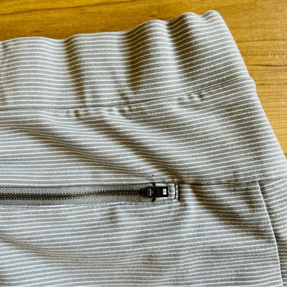 💜 Athleta STRIPE MODERN METRO SKORT Size XL - Picture 8 of 9